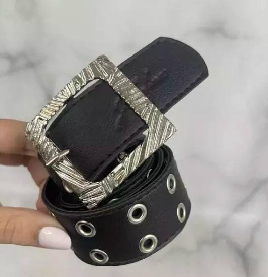 CINTO HEBILLA DESTACADA TACHAS - Image 2